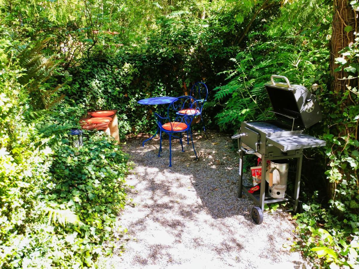 Mediterran-Skandinavisch - Outdoorwhirlpool Ganzjaehrig Burgthann Extérieur photo