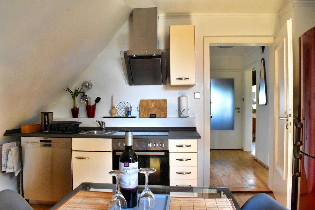 Mediterran-Skandinavisch - Outdoorwhirlpool Ganzjaehrig Burgthann Extérieur photo