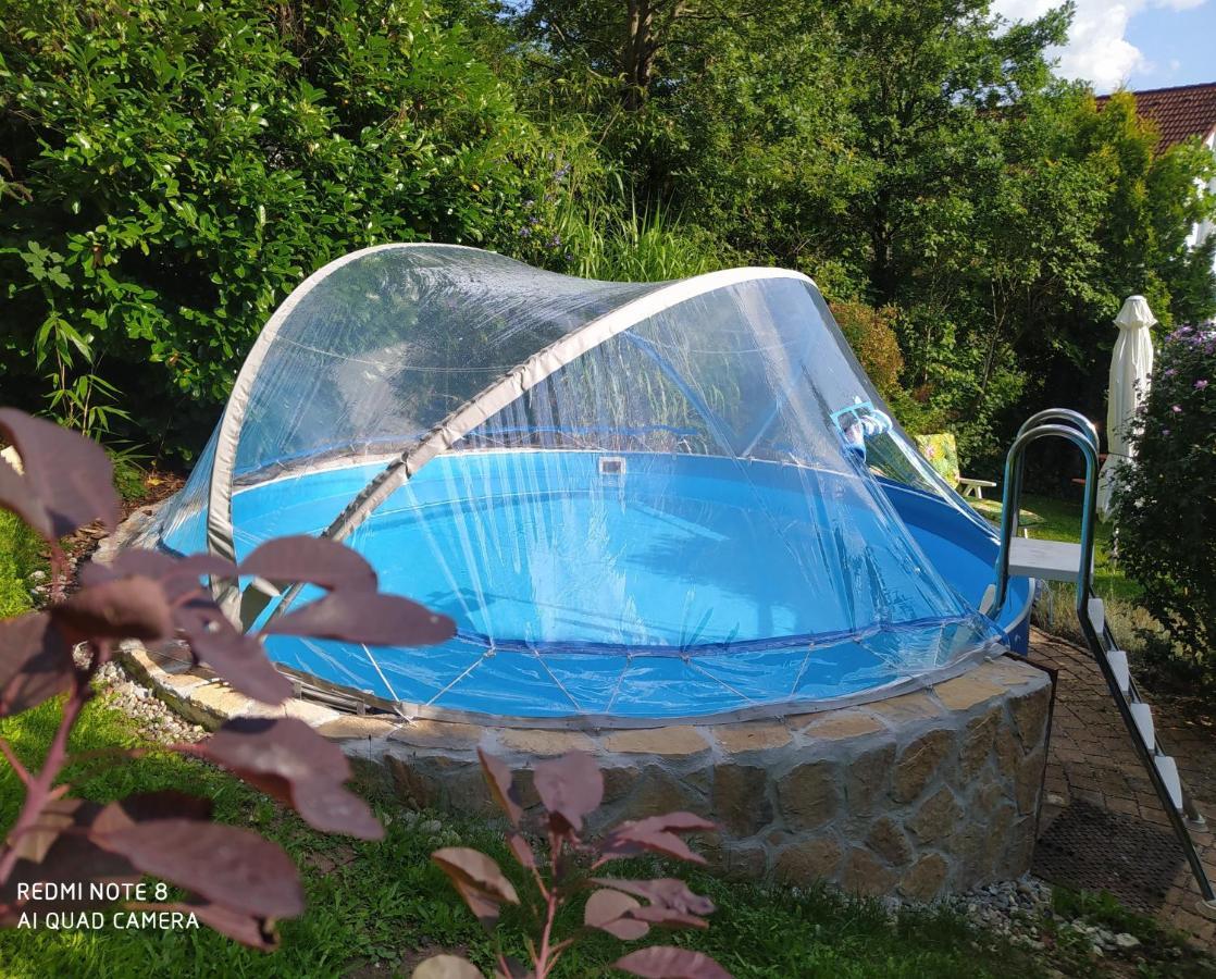 Mediterran-Skandinavisch - Outdoorwhirlpool Ganzjaehrig Burgthann Extérieur photo